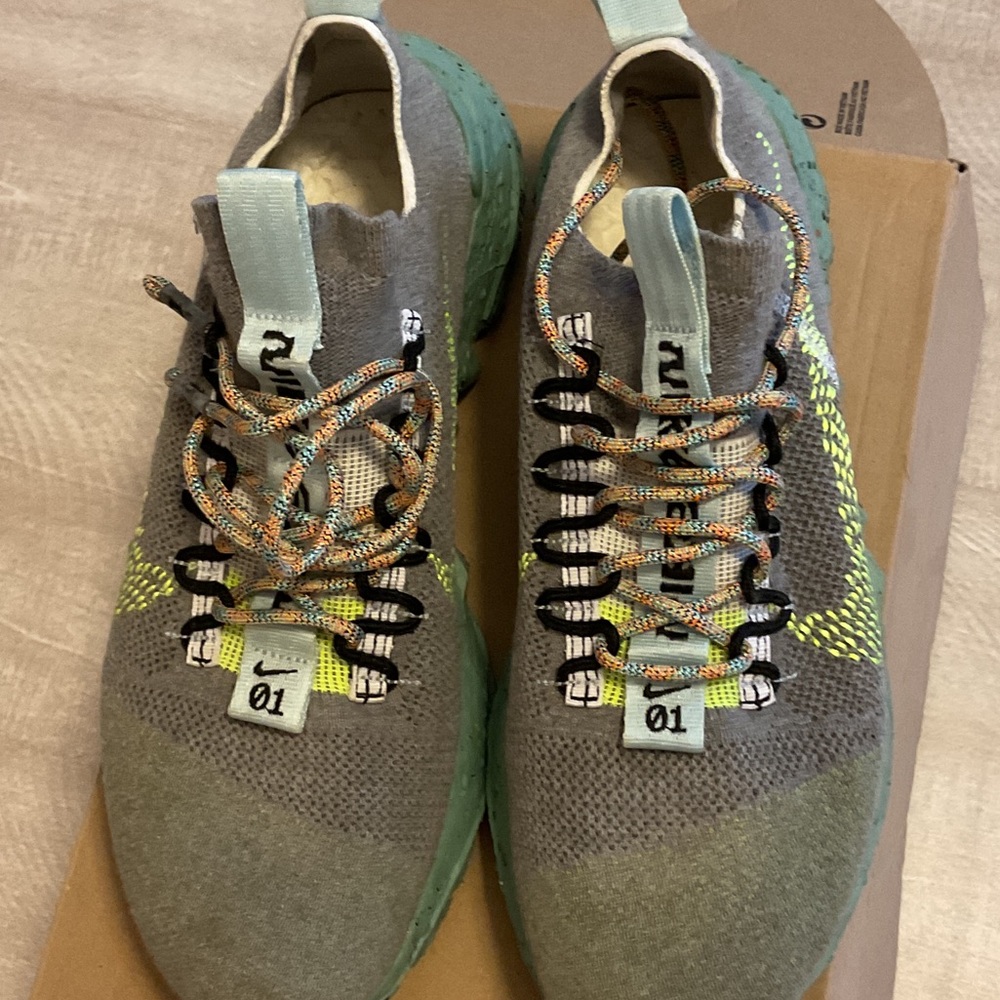 Men’s Nike Space Hippie 01
